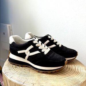 Veronica Beard Valentina Slip-on Sneaker